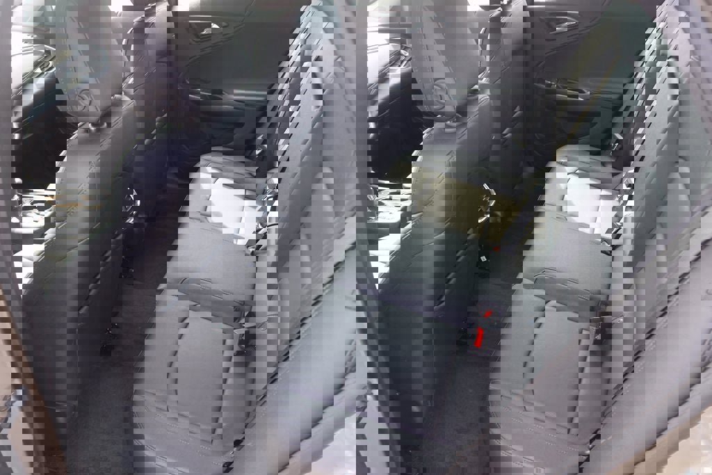 Used 2024 Chevrolet Malibu LT image 14