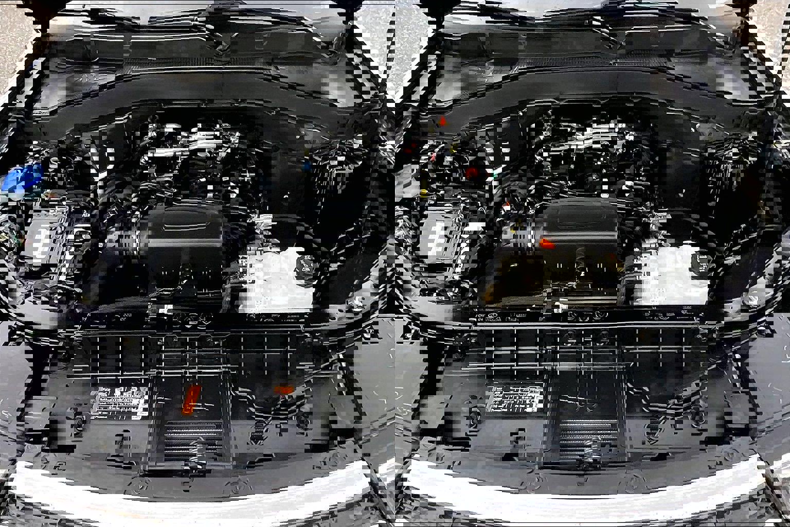 Used 2024 Ford Explorer XLT image 10