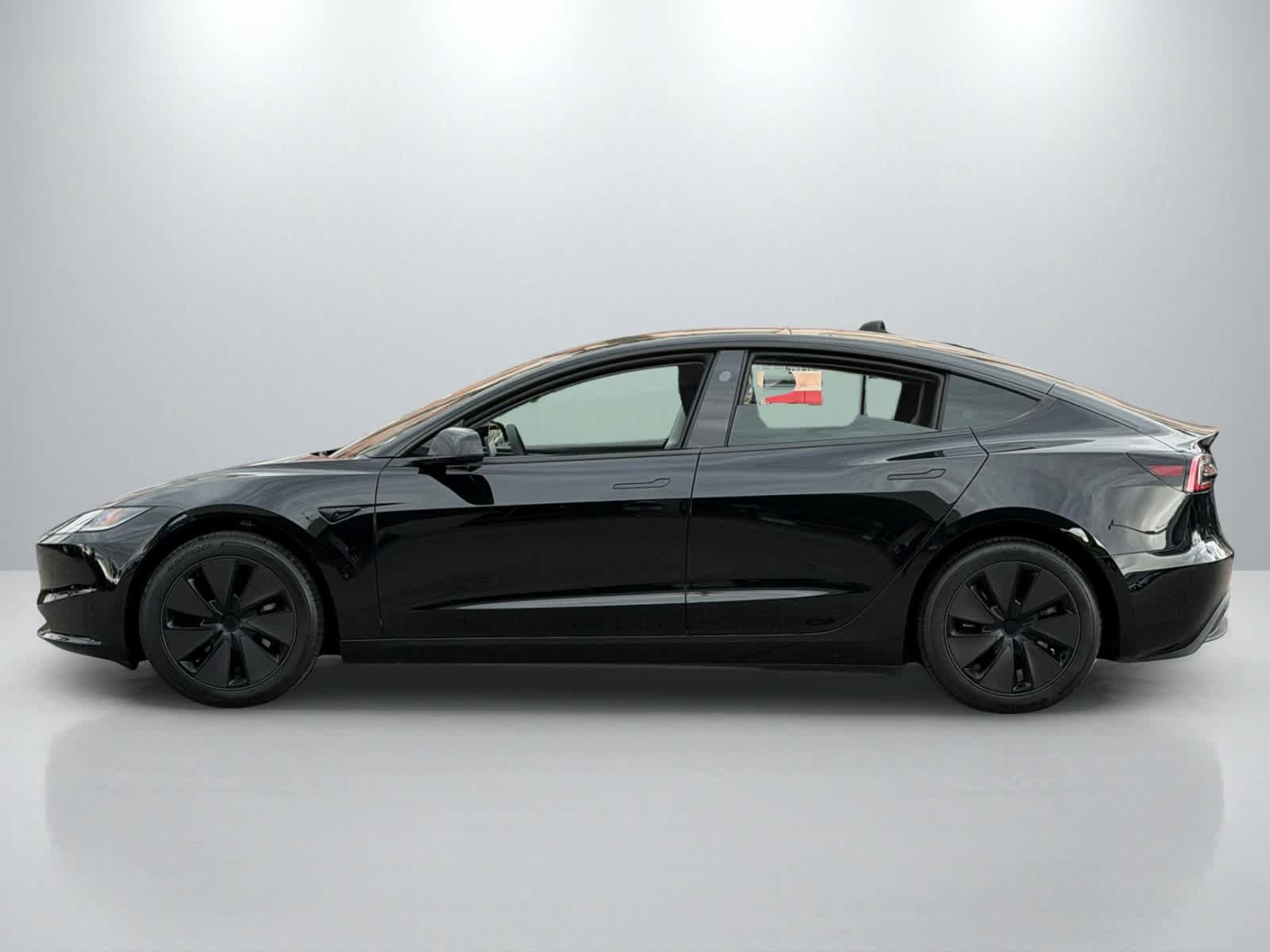 Used 2024 Tesla Model 3 Standard Range RWD image 2