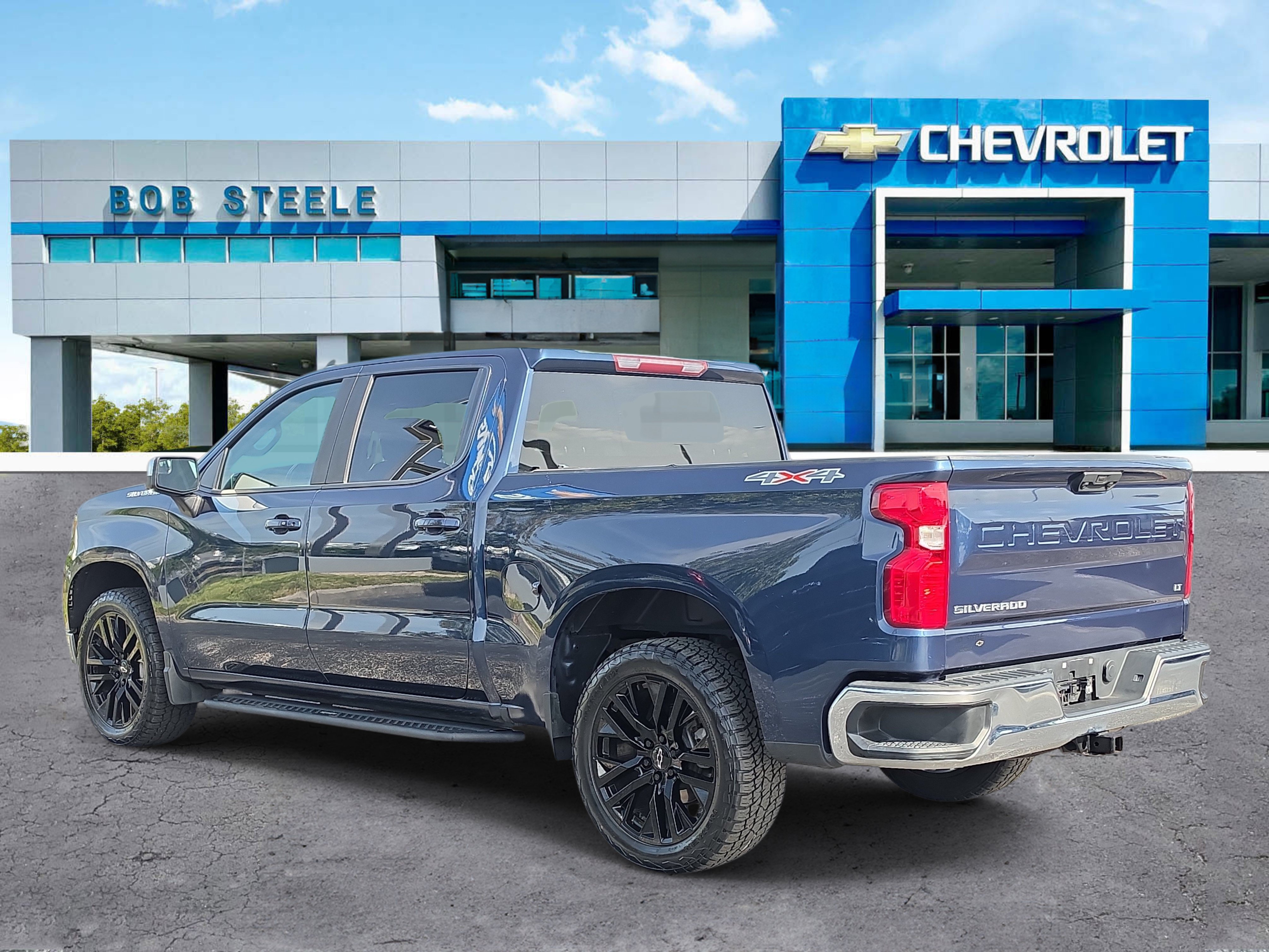 Certified 2023 Chevrolet Silverado 1500 LT AWD/4WD image 3