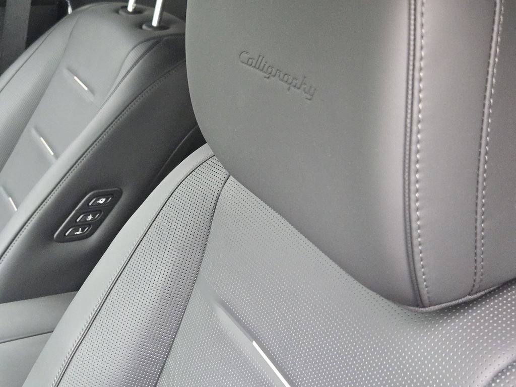 New 2026 Hyundai Palisade Calligraphy AWD/4WD image 16