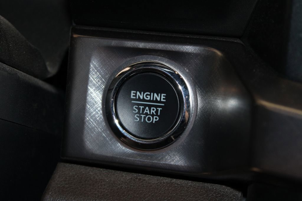 Used 2024 Ford F250 King Ranch w/ Chrome Package image 30