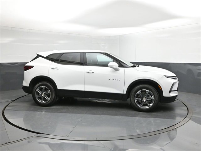 Used 2025 Chevrolet Blazer LT image 26