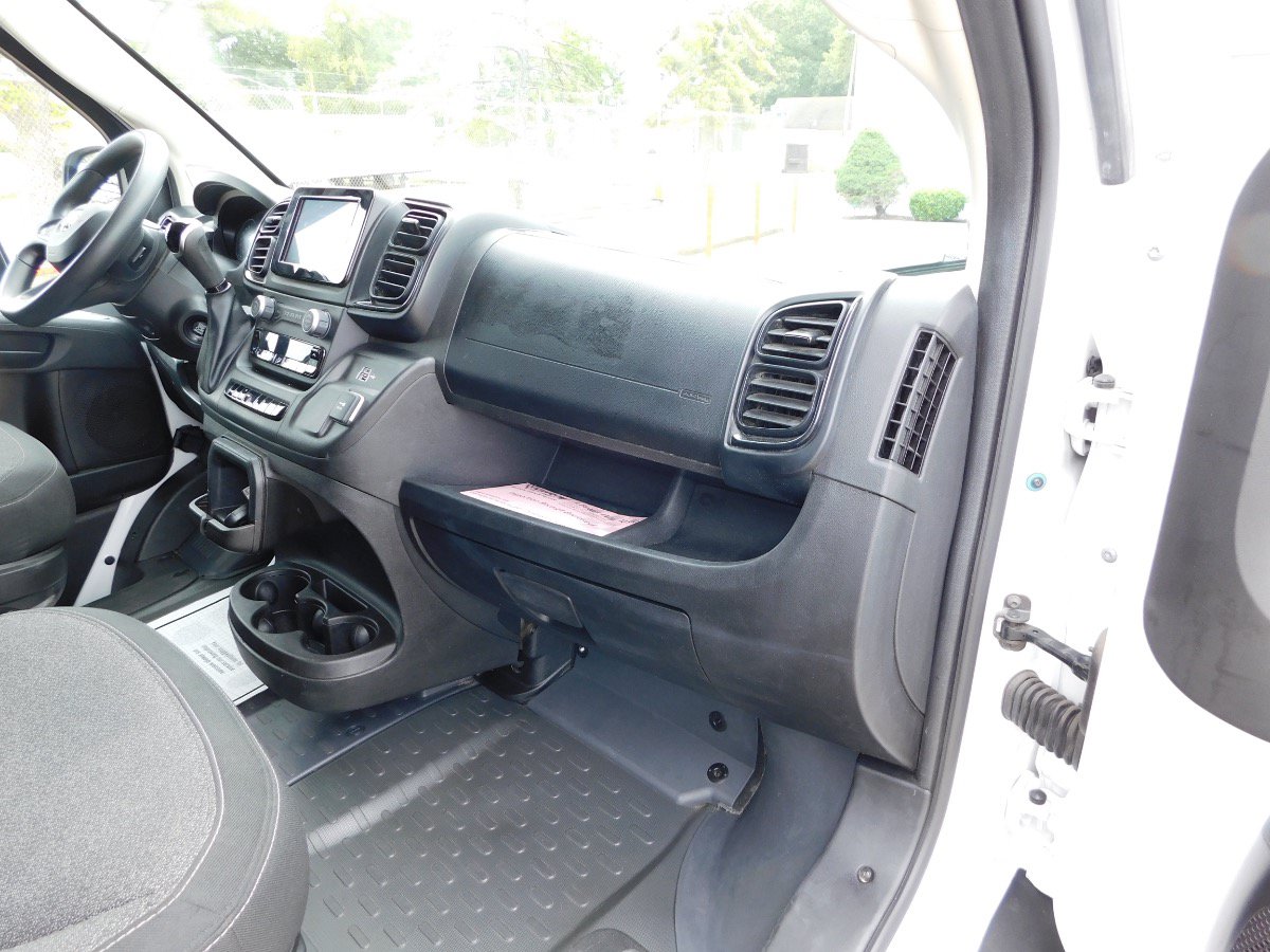 Used 2025 RAM ProMaster 2500 w/ U-Haul Equipment Group FWD image 25