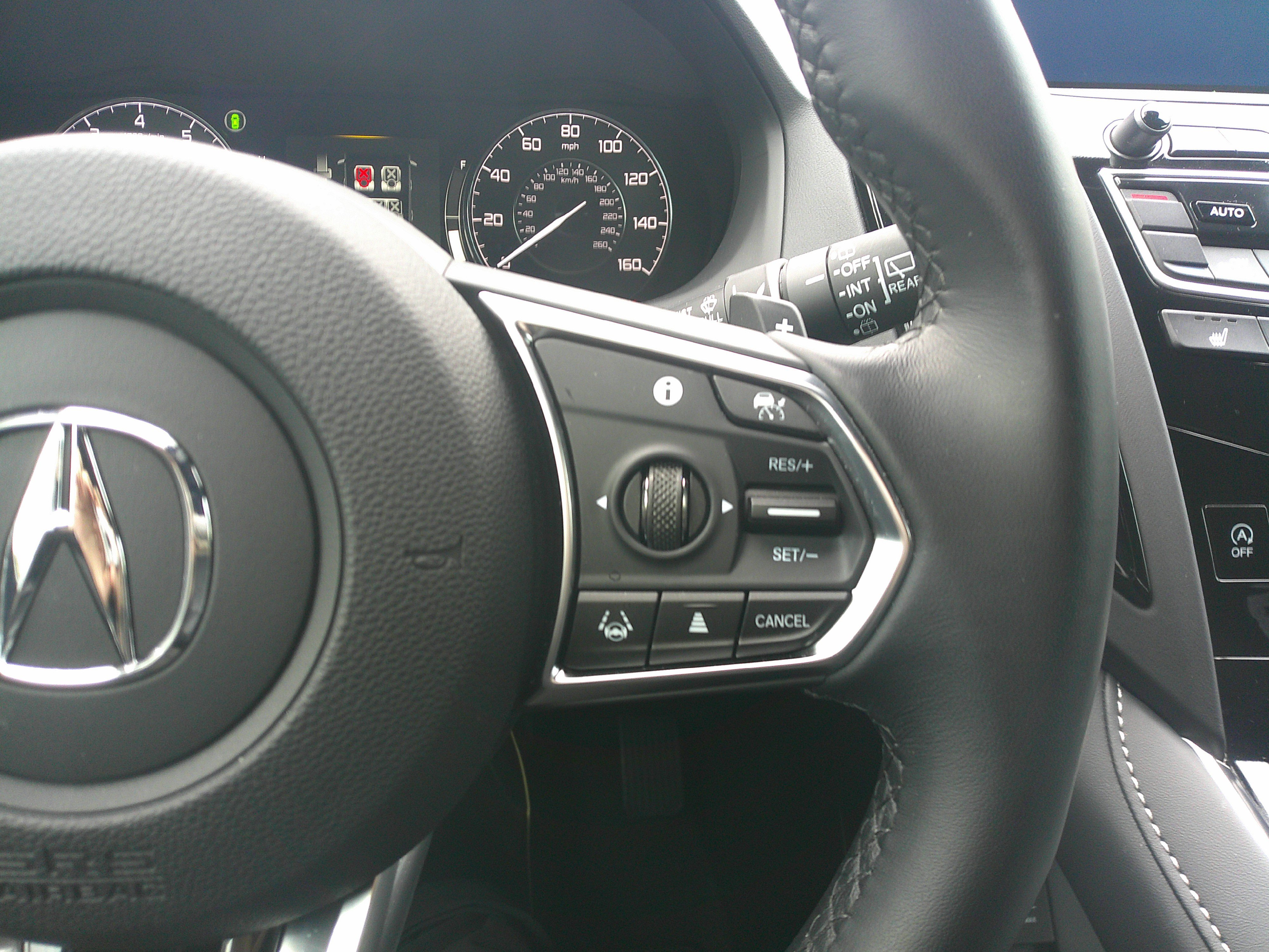 Used 2025 Acura RDX SH-AWD image 21