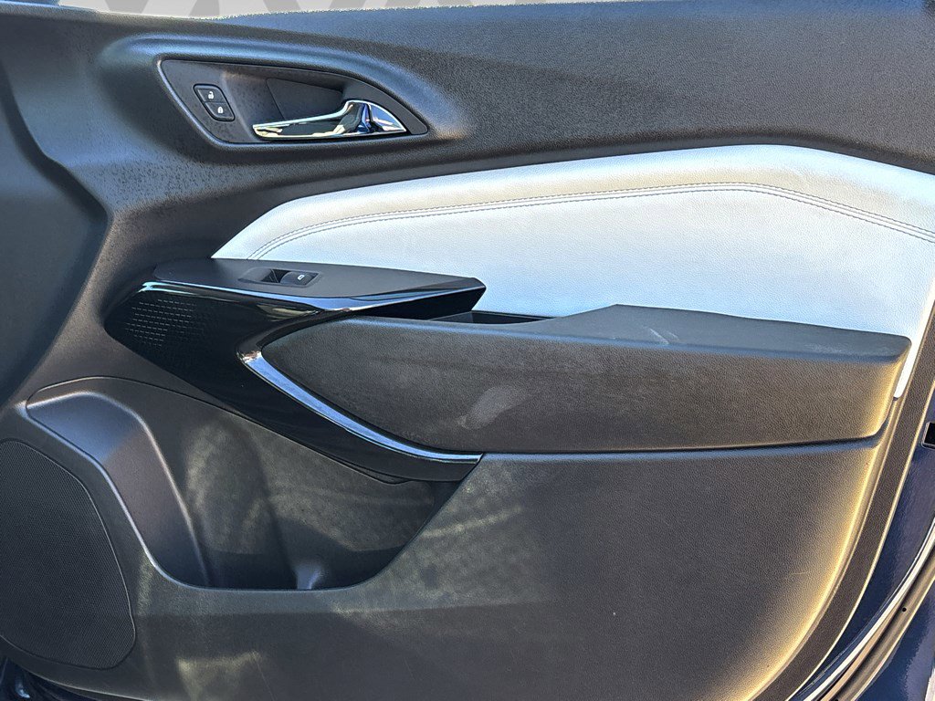 Used 2024 Chevrolet Trax LT FWD image 12