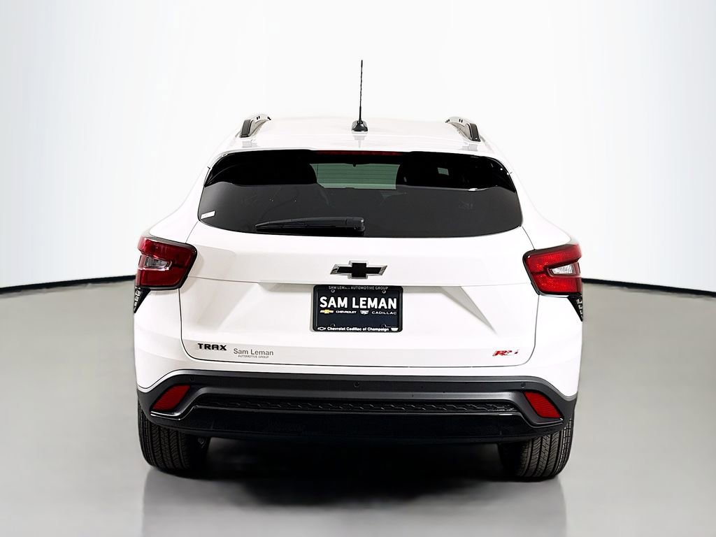 New 2026 Chevrolet Trax RS w/ Sunroof Package FWD image 6