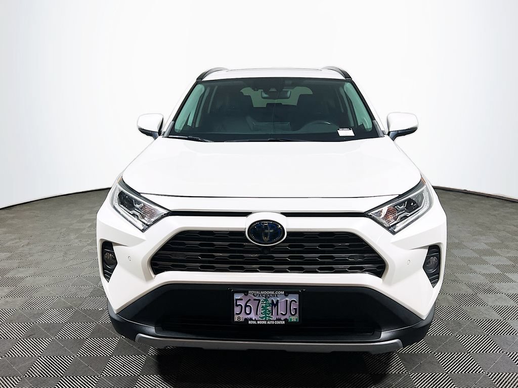 Used 2020 Toyota RAV4 Limited AWD/4WD image 2