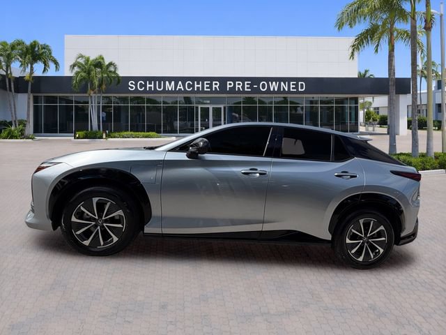 Used 2025 Lexus RZ 300e w/ Accessory Package (Z1) FWD image 4