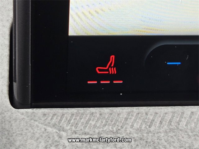 New 2025 Ford Maverick XLT w/ XLT Luxury Package image 18