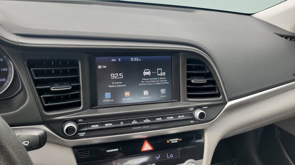 Used 2020 Hyundai Elantra SEL w/ Cargo Package (C1) FWD image 17