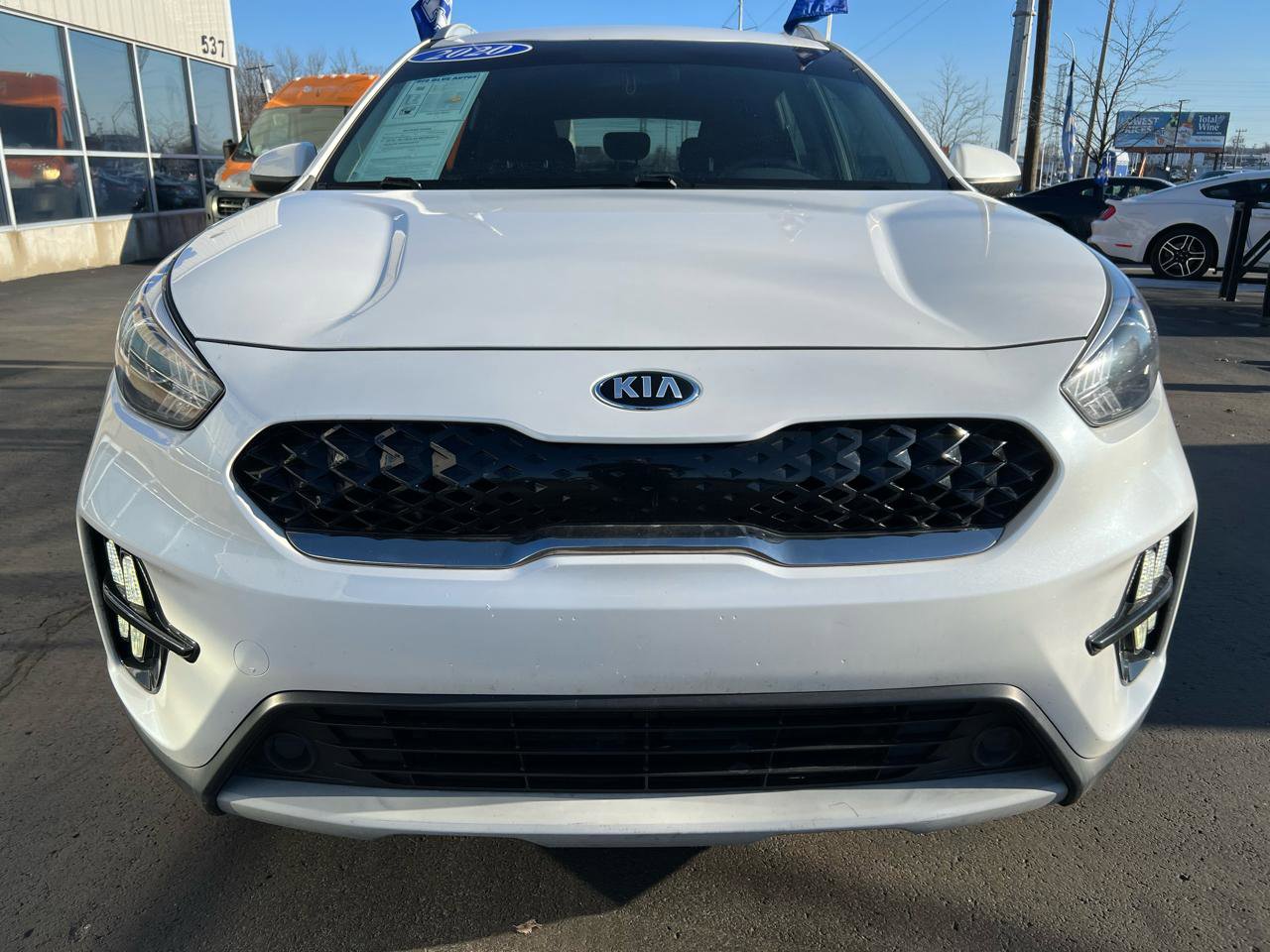 Used 2020 Kia Niro LX image 9