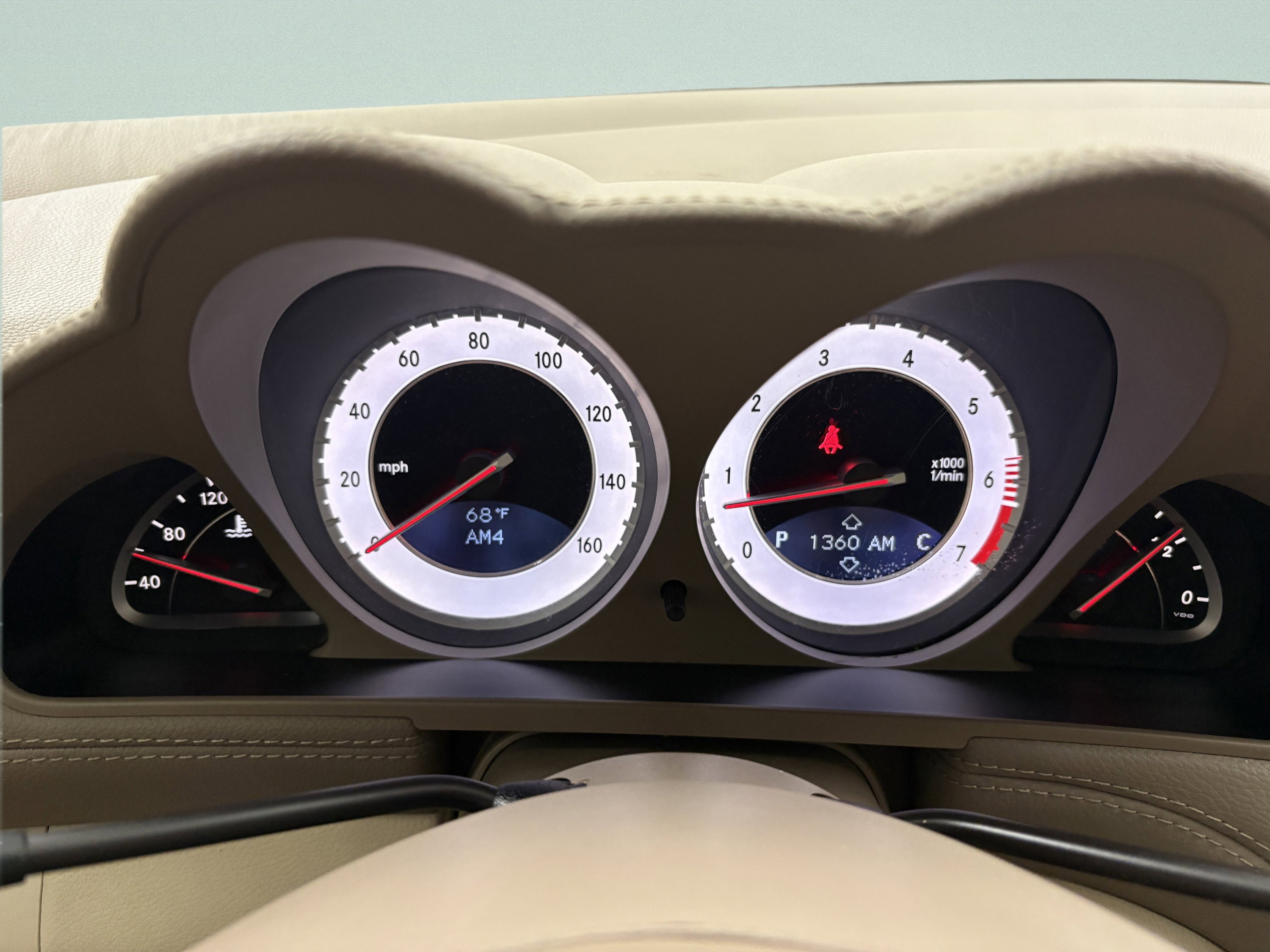 Used 2011 Mercedes-Benz SL 550 image 43