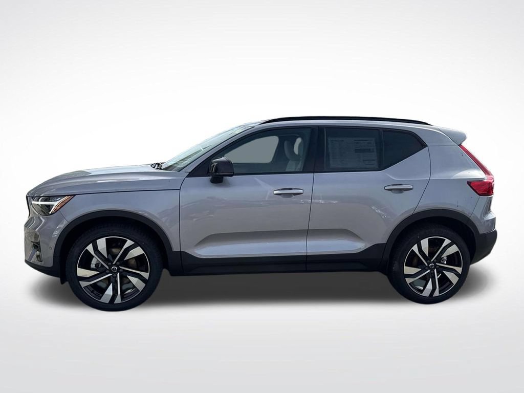 New 2026 Volvo XC40 B5 Ultra AWD/4WD image 4