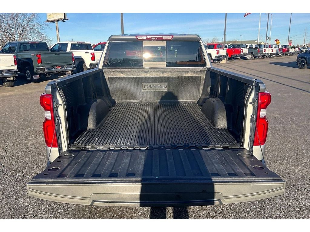 Used 2025 Chevrolet Silverado 1500 High Country w/ Technology Package image 11