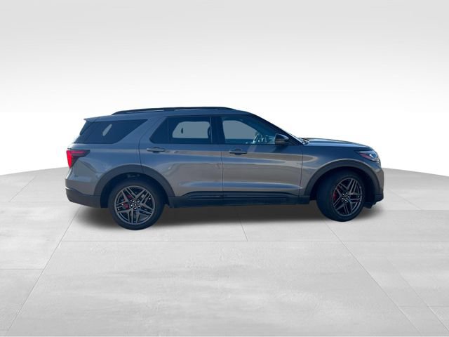 Used 2025 Ford Explorer ST w/ Sun And Sound Package AWD/4WD image 12