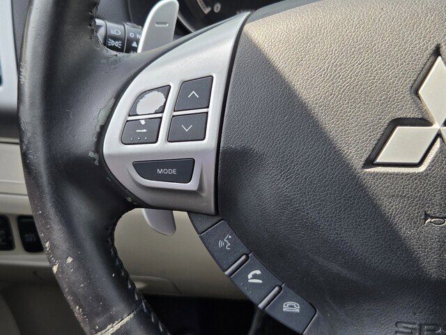 Used 2010 Mitsubishi Outlander XLS image 23