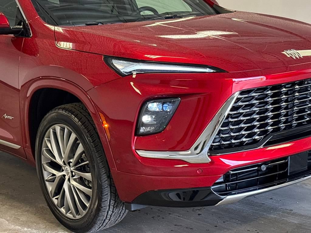 New 2025 Buick Enclave Avenir w/ Super Cruise Package image 4