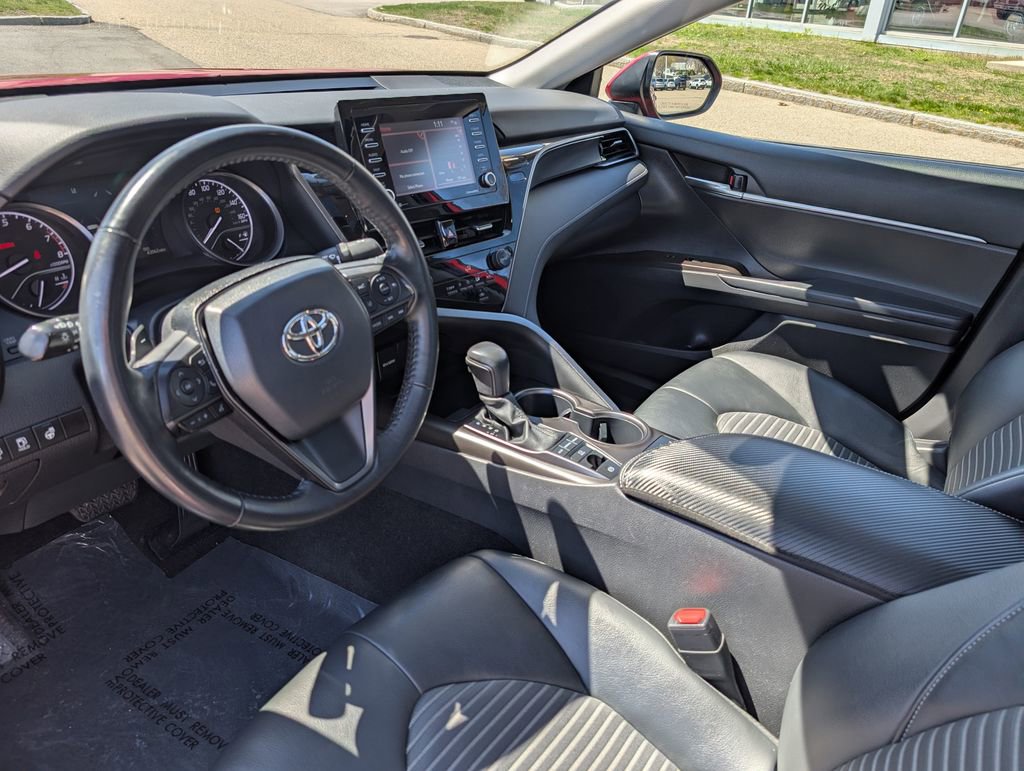 Used 2022 Toyota Camry SE w/ Cold Weather Package AWD/4WD image 17