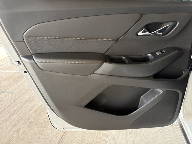 Used 2020 Chevrolet Traverse Premier w/ LPO, Floor Liner Package FWD image 14