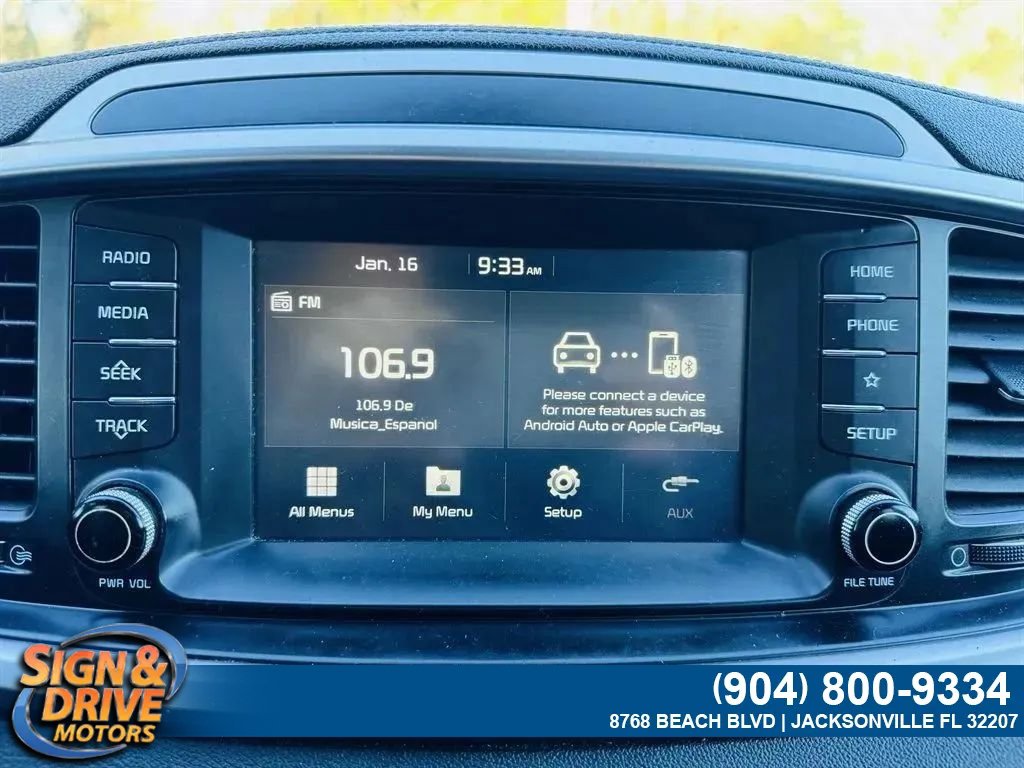 Used 2019 Kia Sorento L FWD image 18