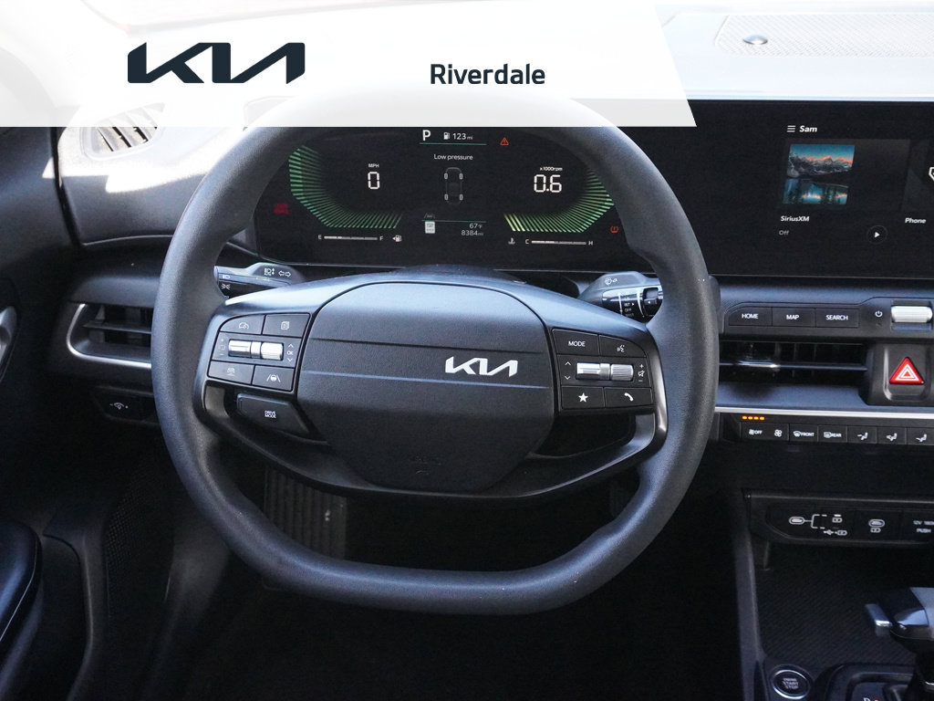 Used 2025 Kia K4 FWD image 37