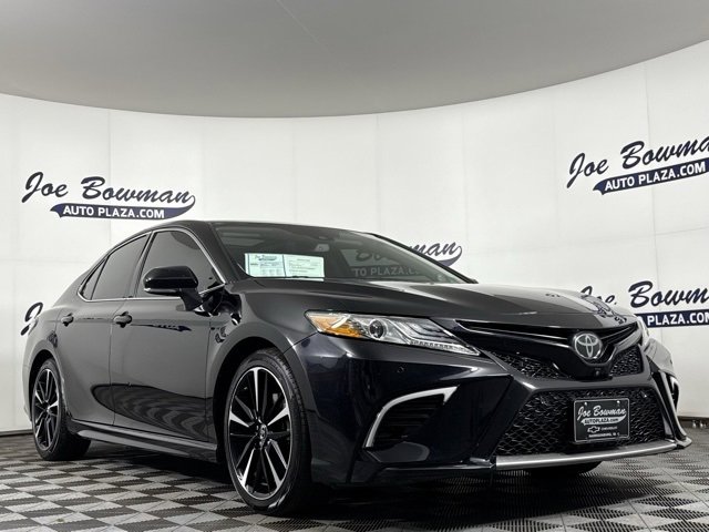 Used 2019 Toyota Camry XSE image 5