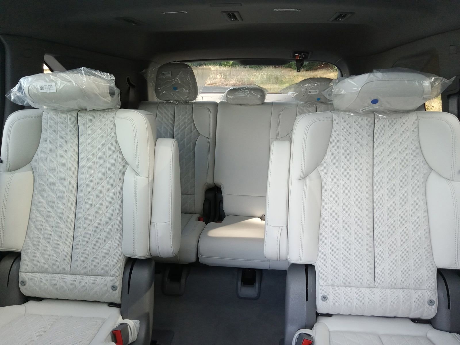 New 2026 Cadillac Escalade IQ Sport 1 w/ LPO, ONYX Package image 21