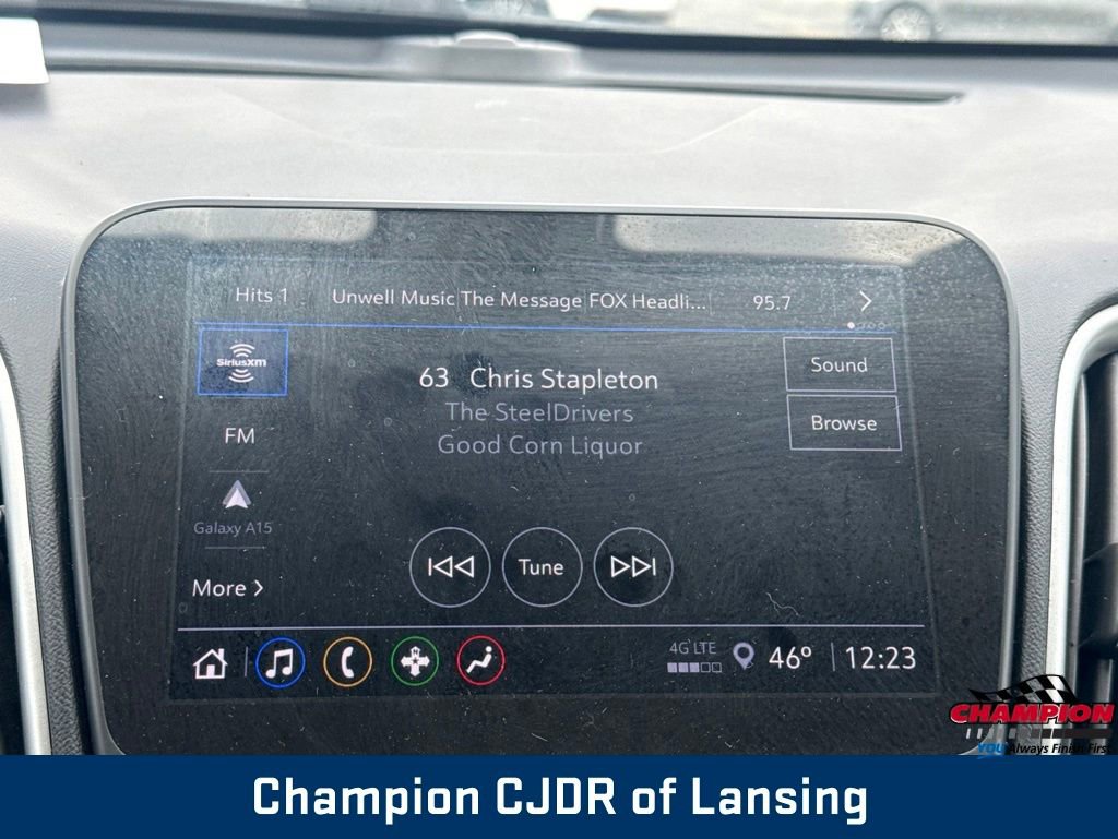 Used 2022 Chevrolet Malibu LT FWD image 3