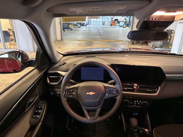 Used 2025 Chevrolet TrailBlazer LT image 15
