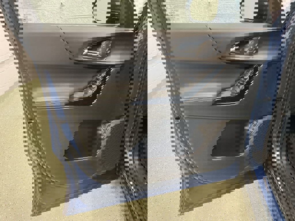 New 2026 Chevrolet Equinox LT w/ Convenience Package II image 13