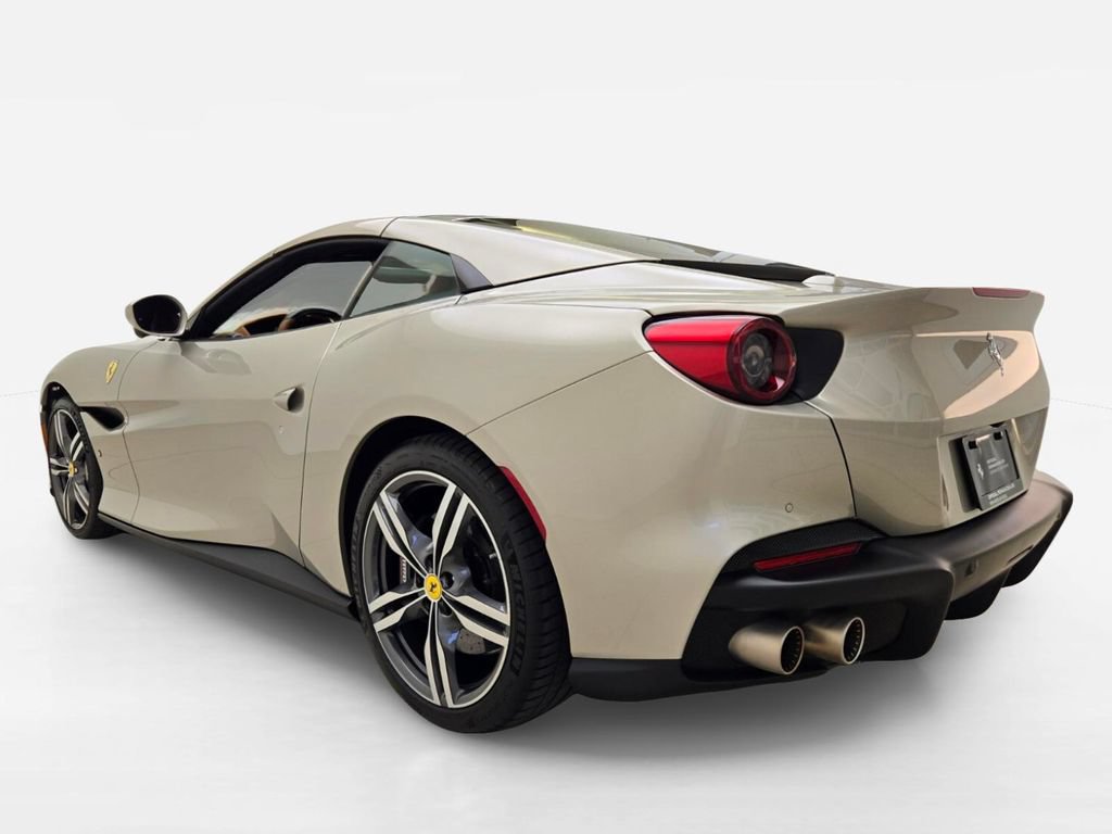 Used 2023 Ferrari Portofino M RWD image 45