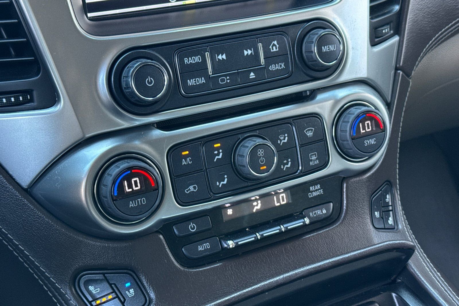 Used 2020 Chevrolet Tahoe Premier image 30