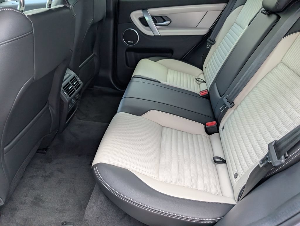 New 2026 Land Rover Discovery Sport Landmark AWD/4WD image 24