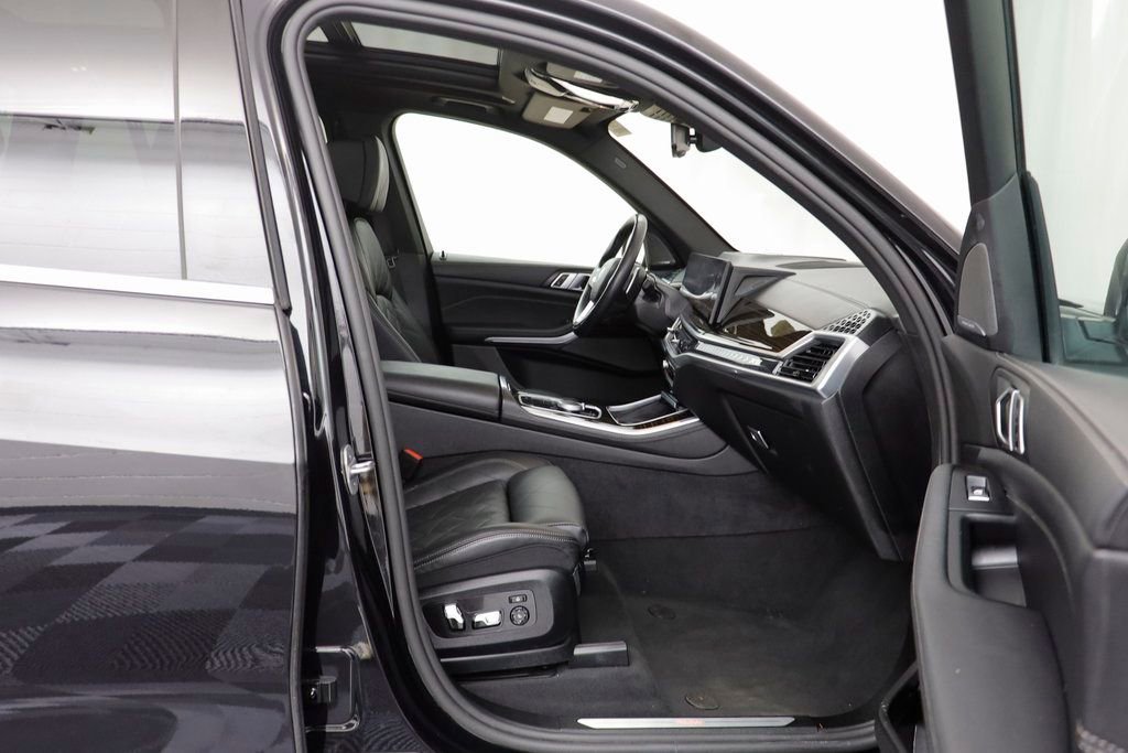 Used 2025 BMW X5 xDrive40i image 19