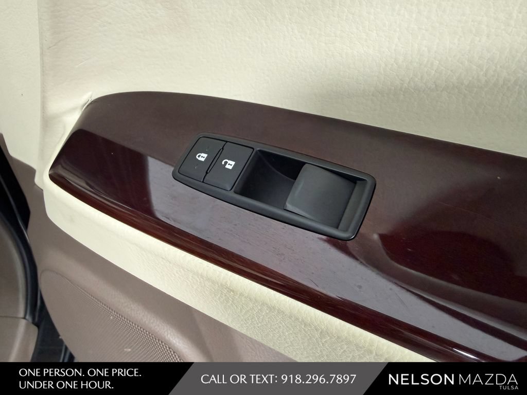Used 2017 Lexus GX 460 Premium AWD/4WD image 48