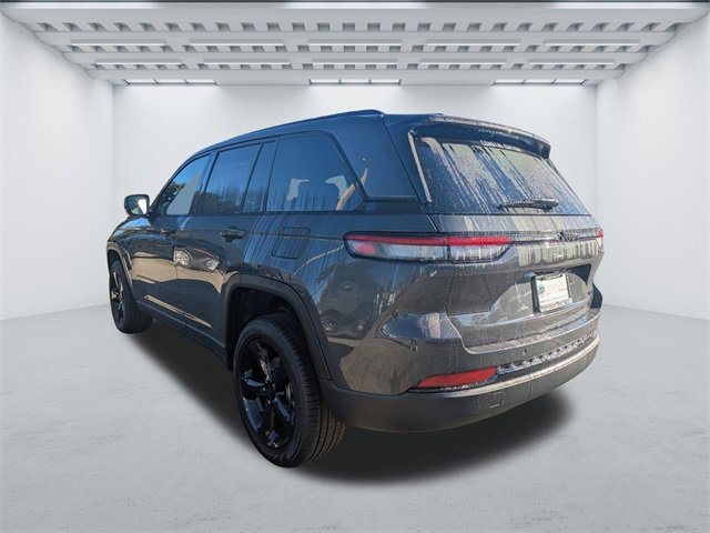 New 2025 Jeep Grand Cherokee Limited w/ Black Appearance Package image 6