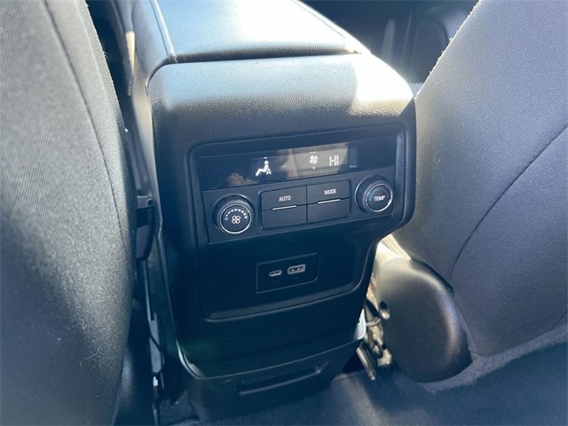 Used 2021 GMC Acadia SLE image 20