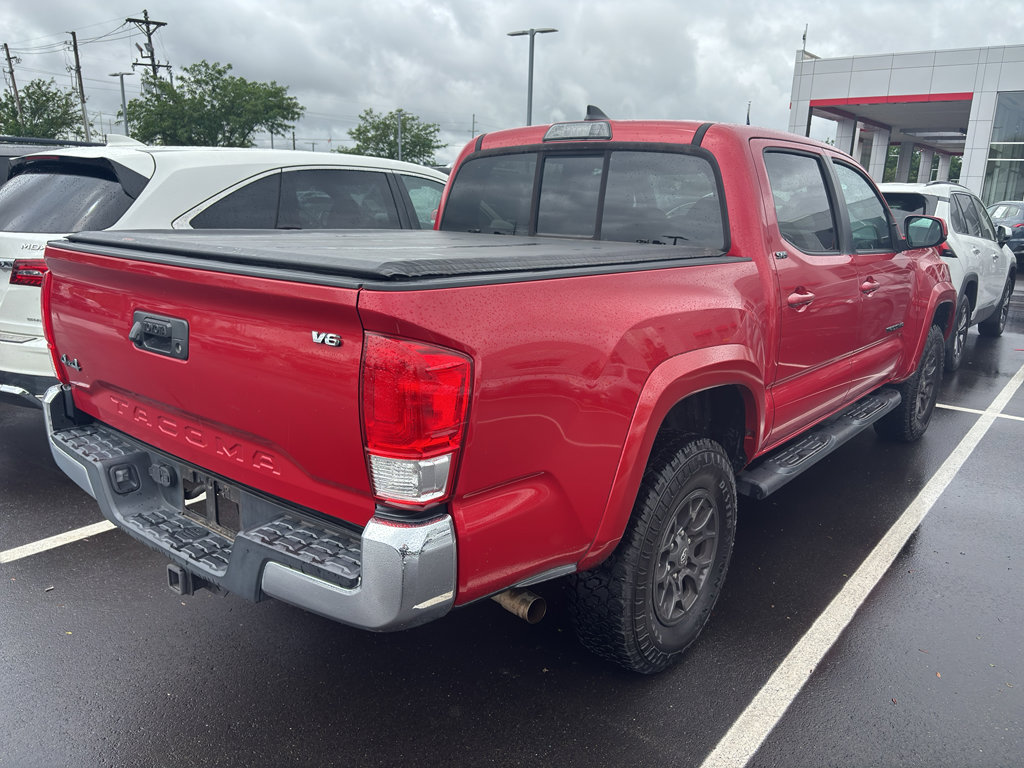 Used 2017 Toyota Tacoma SR5 w/ Tow Package AWD/4WD image 5