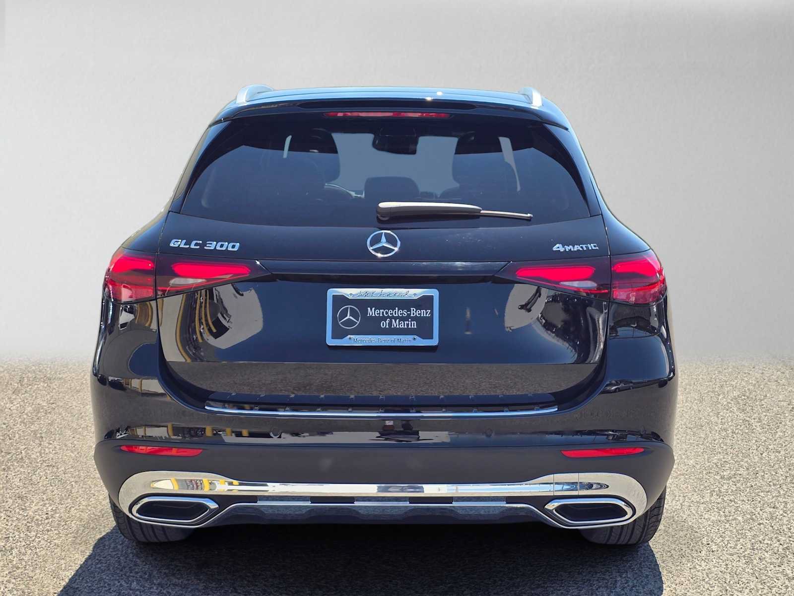 Used 2026 Mercedes-Benz GLC 300 4MATIC image 4