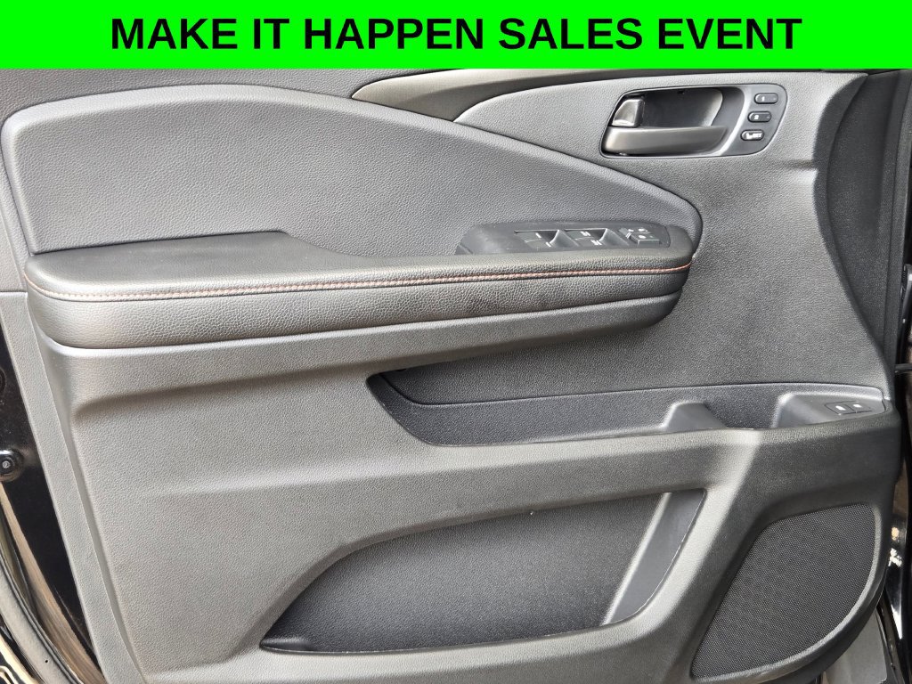 Used 2024 Honda Passport TrailSport image 11