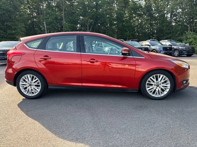 Used 2018 Ford Focus Titanium FWD image 6