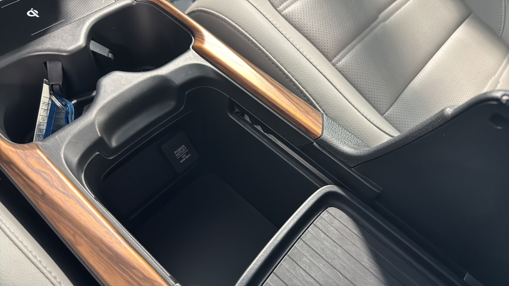 Used 2020 Honda CR-V Touring image 27