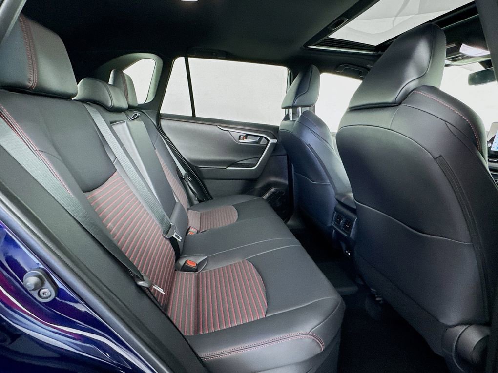 Used 2025 Toyota RAV4 XSE image 32