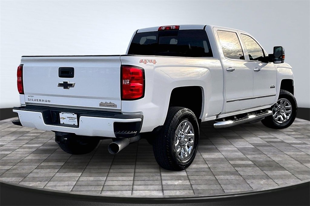 Used 2019 Chevrolet Silverado 3500 High Country w/ Duramax Plus Package image 2