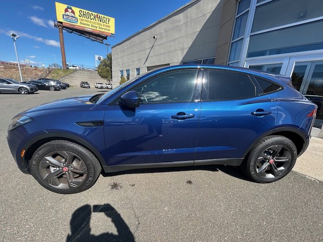 Used 2021 Jaguar E-PACE SE image 2