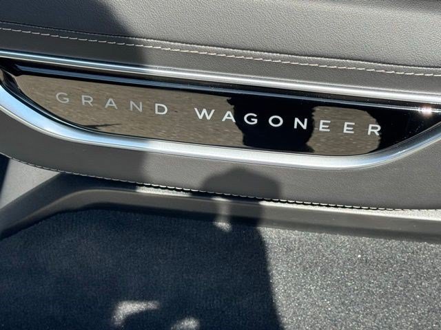 New 2026 Jeep Grand Wagoneer Summit w/ Premium Group III AWD/4WD image 14