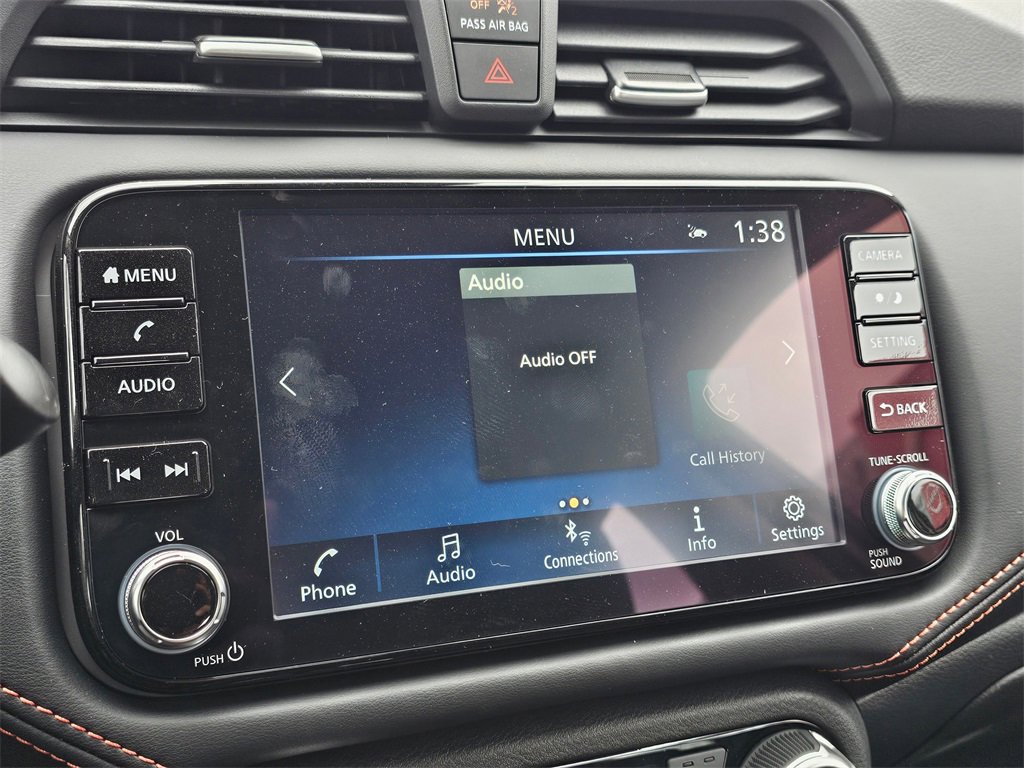 New 2025 Nissan Versa SR w/ Trunk Package image 8