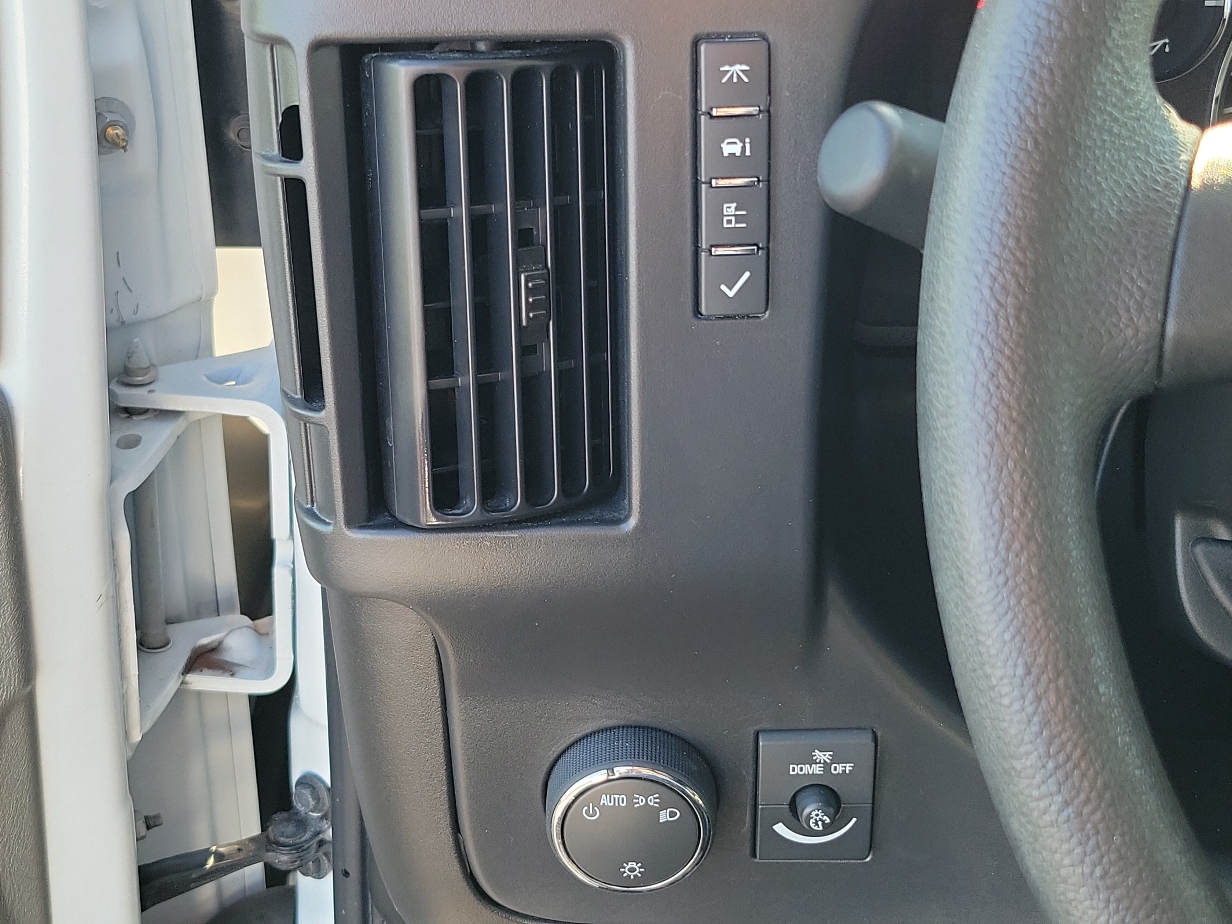 Used 2025 Chevrolet Express 2500 Extended w/ Driver Convenience Package RWD image 18