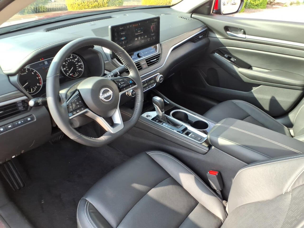 Used 2025 Nissan Altima 2.5 SL image 21